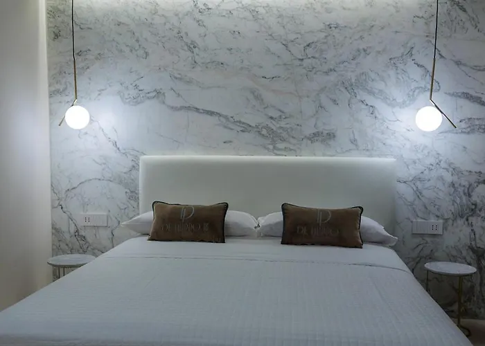 招待所 De Filippo 18 4*