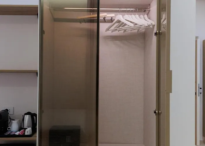 De Filippo 18 4* Napels